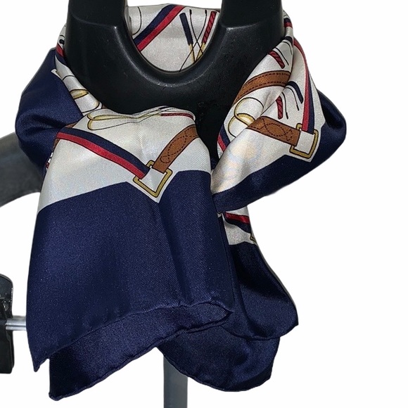 GUCCI LACROSSE SILK SCARF - VINTAGE - Picture 2 of 8